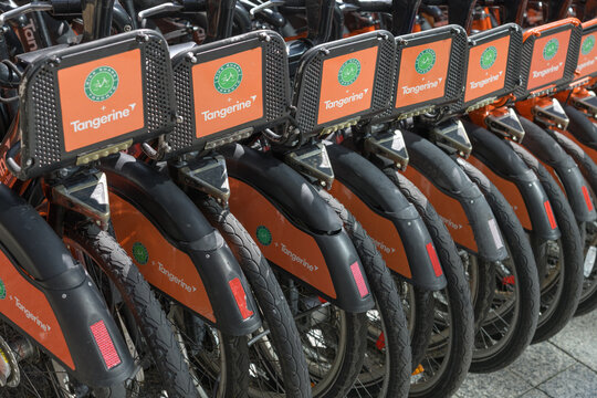 Bike Share Toronto (operated by the Toronto Parking Authority) with Tangerine Bank partner and corporate sponsor