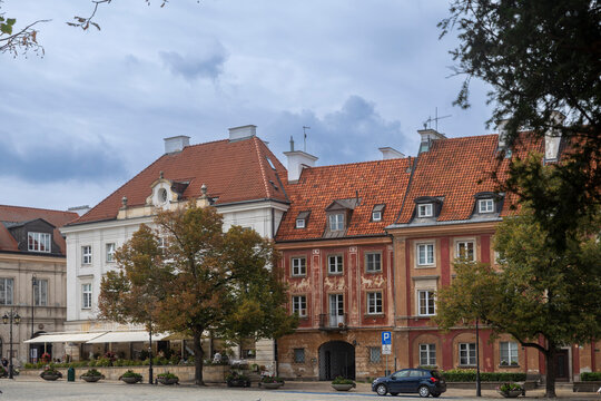 Warsaw, Poland, 9 September 2026, - Historic tenement houses on the New Town Market Square (Rynek Nowego Miasta)