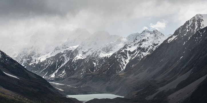 Panorama, view of Hooker Valley from the Sealy Tarns Track, Hooker Lake glacier lake and Mount Cook mountain range, Mount Cook National Park, Canterbury, South Island, New Zealand
