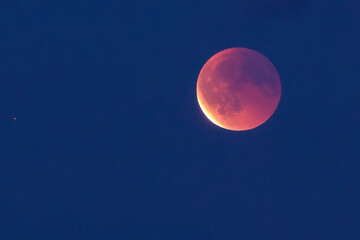 Photo taken at dawn of the Red Blood Moon after the total lunar eclipse of September 2025