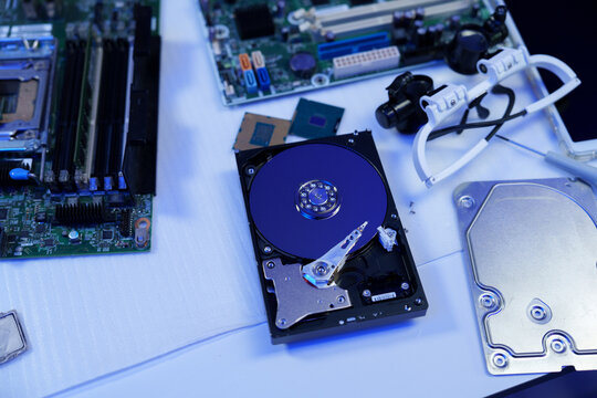 The focus is on engineers working with hard drives and semiconductor circuits or microchips in the electronics industry, including electronic engineering, computer technology, CPU maintenance, hardwar