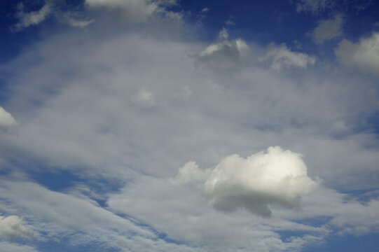 cloudy beautiful sky , Beautiful cloud