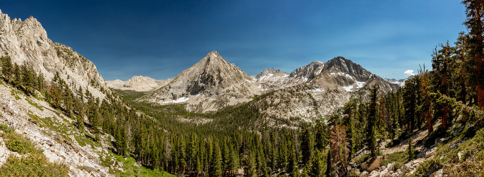 Panorama Of The Triangular Shaped West Vidette In Kings Canyon