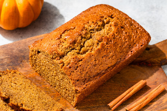 Homemade Warm Pumpkin Spice Bread