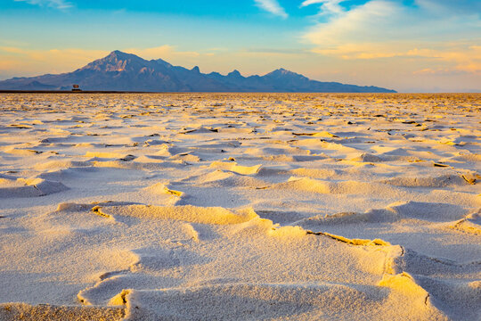 Bonneville Salt Flats desert landscape with distant mountains in Utah