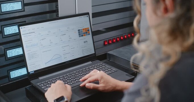 Female IT Specialist Investigates Critical Thermal Incident Using Linux Terminal, Checking Server Status and Applying Emergency Console Commands During Real Time Infrastructure Monitoring Onsite.