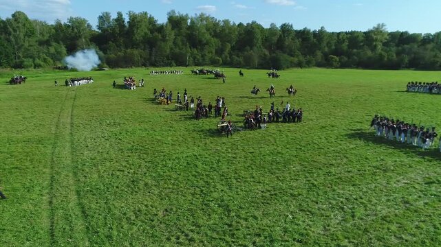 Rotating aerial focused on field guns
