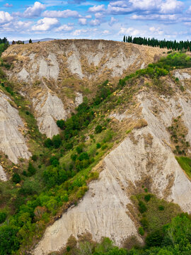 Les ravines d&rsquo;argile du d&eacute;sert d&rsquo;Accona