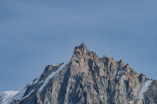 L'Aiguille du Midi (3842m) Massif du Mont-Blanc, depuis le Massif des Aiguilles Rouges, Haute-Savoie, France