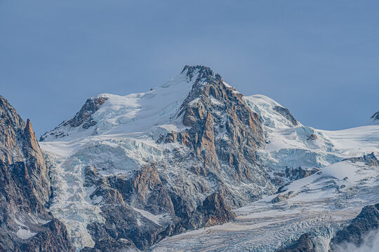 Mont-Maudit (4342m), Massif du Mont-Blanc, depuis le Massif des Aiguilles Rouges, Haute-Savoie, France