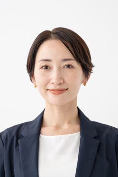 女性