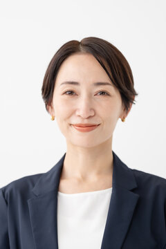 女性