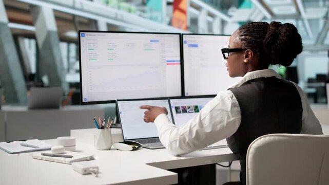 Marketing Manager Analyzes Online Ad Campaign Data