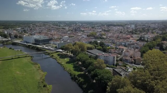 Drone - Rivi&egrave;re de Dax