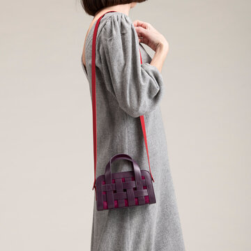 Shoulder Handbag With Gray Dress