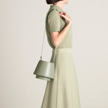 Minimal Green Fashion With Shoulder Bag