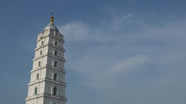 Nagore Dargah Shareef, Nagore Andavar is a dargah built over the tomb of the Sufi saint Nagore Syed Abdul Qadir Shahul Hamid, Sufi islam, Sufis, located in Nagore, Nagapattinam, Tamil Nadu, India.
