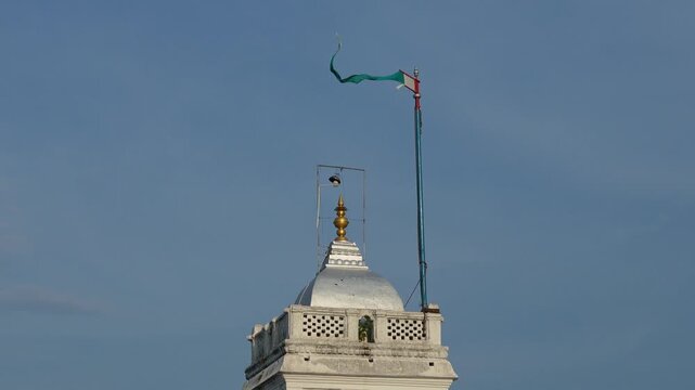 Nagore Dargah Shareef, Nagore Andavar is a dargah built over the tomb of the Sufi saint Nagore Syed Abdul Qadir Shahul Hamid, Sufi islam, Sufis, located in Nagore, Nagapattinam, Tamil Nadu, India.