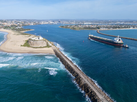 Newcastle Harbour - Australia - Industrial shipping