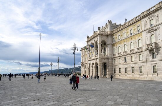 Piazza Unit&agrave; d'Italia square with Palazzo della Luogotenenza Austriaca or Palazzo Governo, old town, Trieste, Friuli-Venezia Giulia region, Italy