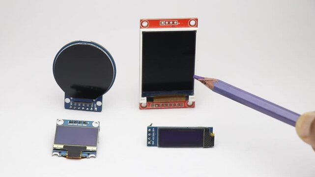 Comparing round lcd square lcd and oled display modules of different types