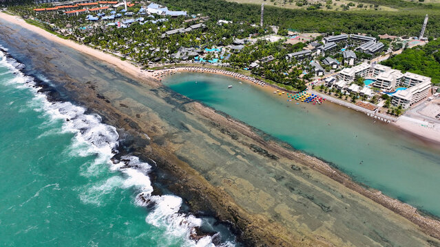 Muro Alto Beach At Port Of Chickens In Pernambuco Brazil. Exotic Bay Water. Nature Landscape. Paradisiac Scenery. Travel Destination. Muro Alto Beach At Port Of Chickens In Pernambuco Brazil.