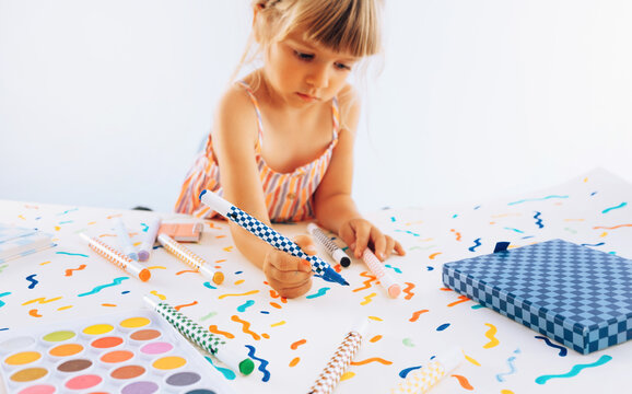 Young kid sketching