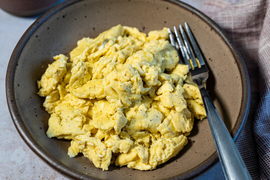Scrambled eggs in a bowl 