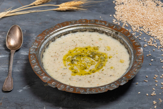 Traditional Turkish tarhana soup with wheat and dried mint