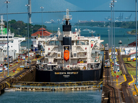 Panama City, Panama &ndash; YYYY/MM/DD: Bulk carrier "Sakizaya Respect" transiting a lock on the Panama Canal