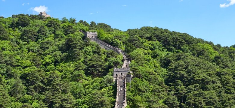 Scenic mountain view along the Great Wall of China at Mutianyu
