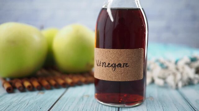 Making apple cider vinegar at home in a simple way