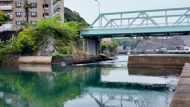 大村湾と佐世保湾を結ぶ早岐瀬戸