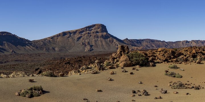 Monta&ntilde;a Guajara, also: Alto de Guajara, 2715 m, crater walls, Caldera de las Ca&ntilde;adas, a huge volcanic collapse, Teide National Park, Parque Nacional del Teide, Tenerife, Canary Islands, Spain