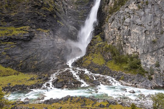 Sv&oslash;ufallet waterfall, &Aring;motan gorge, Gj&oslash;ra, Norway