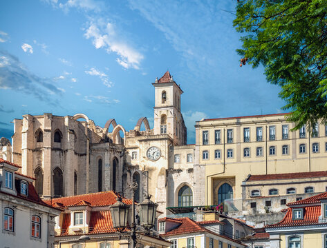 View of the ruins of the Carmo Convente (destroyed in the 1755 earthquake) from Rossio Square, Lisbon, Portugal