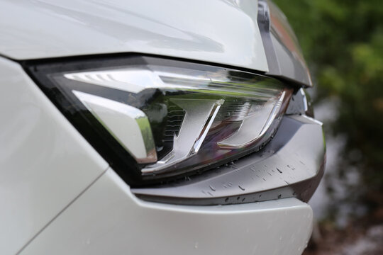 Automotive lighting technology and front bumper design detail