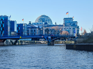 Reichstag building and glass dome above the Spree in Berlin © Arnold