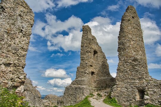 Hohenfreyberg und Burgruine Eisenberg im Oberallg&auml;u