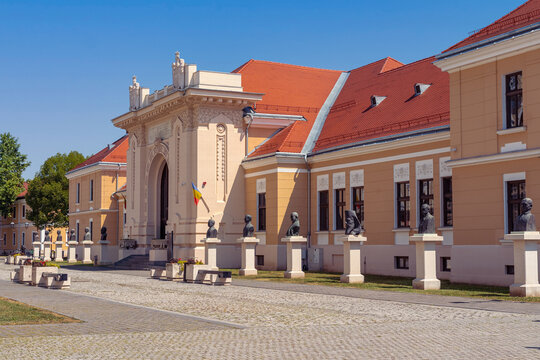 Union Hall with historic busts and Romanian flag inside Alba Carolina Citadel in Alba Iulia Romania