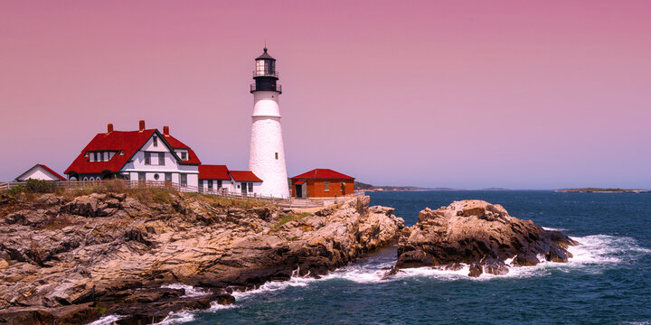 Portland Head Light, 1791 landmark lighthouse on rocky coastline in Ft. Williams Park on Cape Elizabeth, Maine, United States