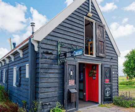 Zaanse Schans Windmills and Dutch Heritage