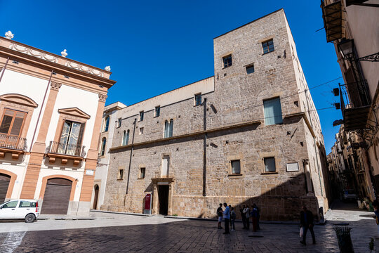 Palazzo Bonet, Gallery of Modern Art (GAM), La Kalsa district, Palermo, Sicily, Italy