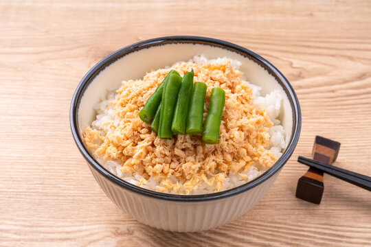 鮭フレーク丼