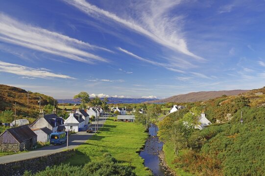 Small place with stream, autumn, Balmarcra, Highlands, Scotland, Great Britain