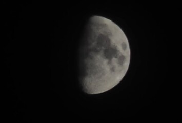 moon © rachid amrous