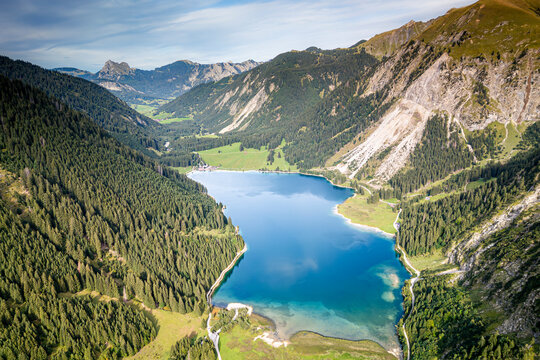 Austria, Tirol, Tannheimer Tal, aerial view to lake Vilsalpsee with Aggenstein mountain and Sulzspitze, Gaishorn
