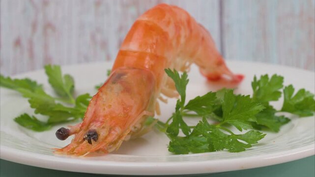 Boiled red shrimp spinning