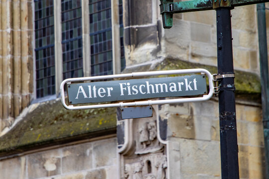 street sign Prinzipalmarkt - engl square of the prince in Detmold