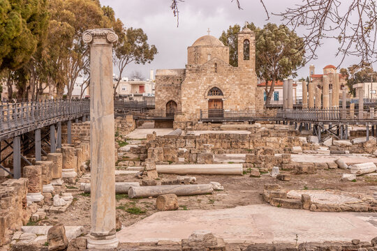 Panagia Chrysopolitissa Church behind Colonnaded Atrium ruins in Paphos, Cyprus